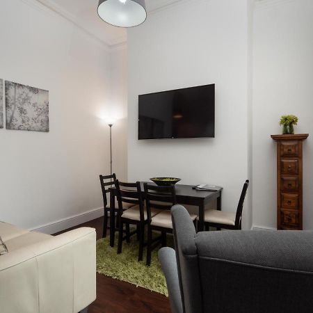 Apex Living Ne - Beachville House 4 Beds Free Parking Сандерлэнд Экстерьер фото
