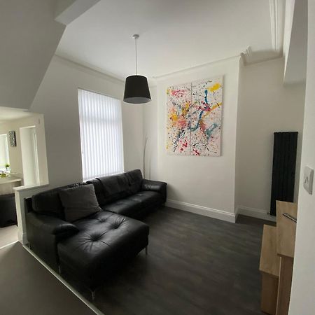 Apex Living Ne - Beachville House 4 Beds Free Parking Сандерлэнд Экстерьер фото