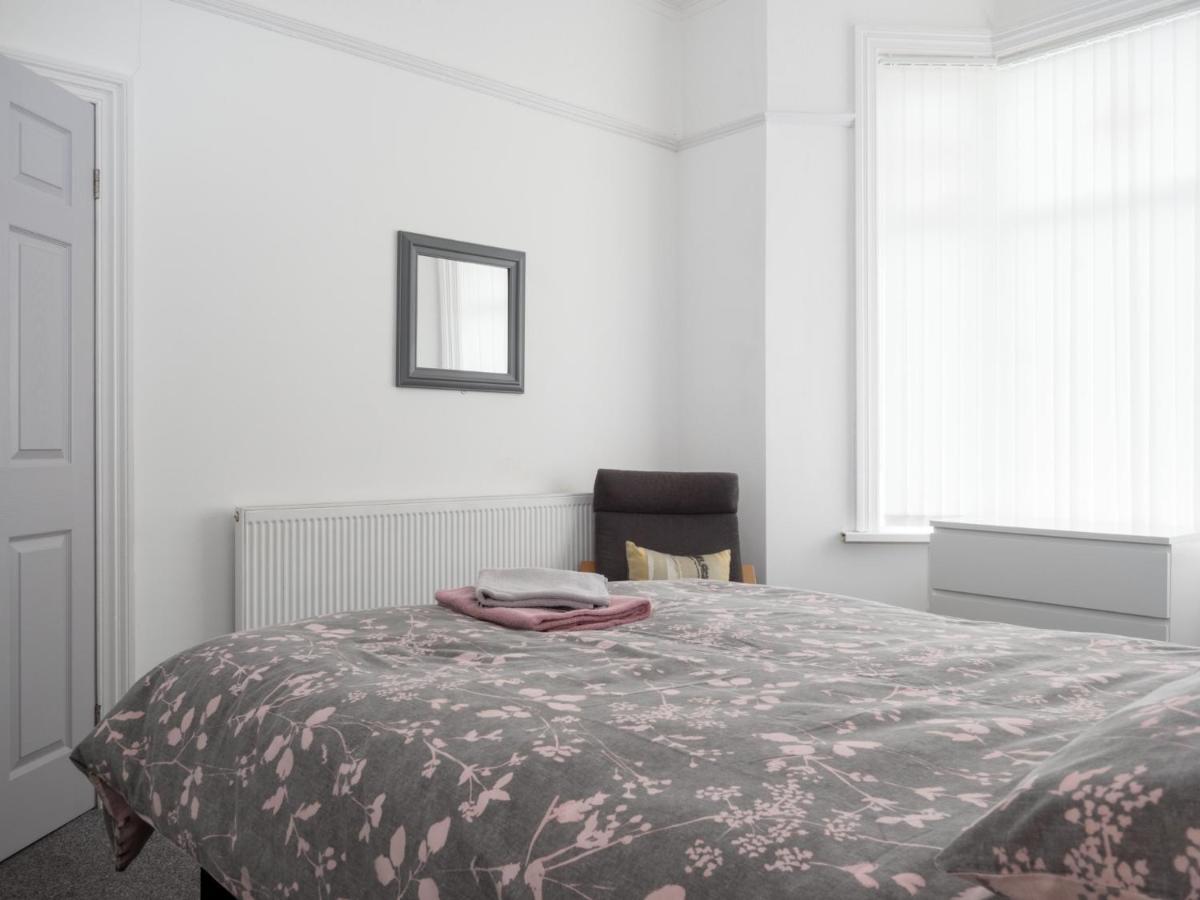 Apex Living Ne - Beachville House 4 Beds Free Parking Сандерлэнд Экстерьер фото