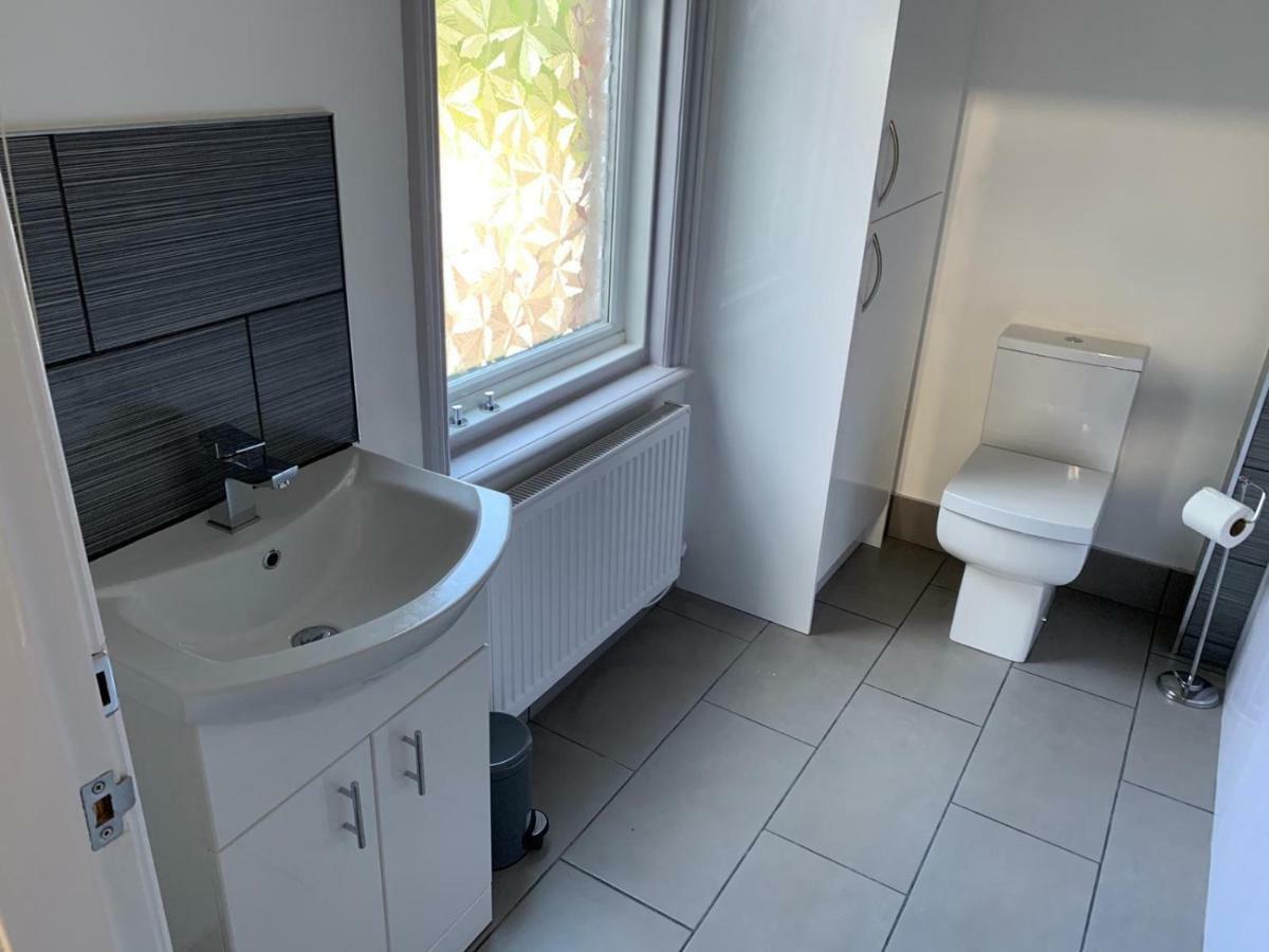 Apex Living Ne - Beachville House 4 Beds Free Parking Сандерлэнд Экстерьер фото